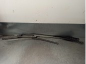 Recambio de brazo limpia delantero derecho para peugeot partner kombi confort referencia OEM IAM 9682974380  