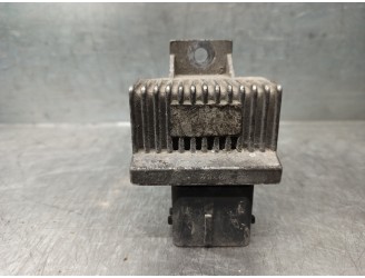 Recambio de caja precalentamiento para peugeot partner kombi confort referencia OEM IAM 9640469680  