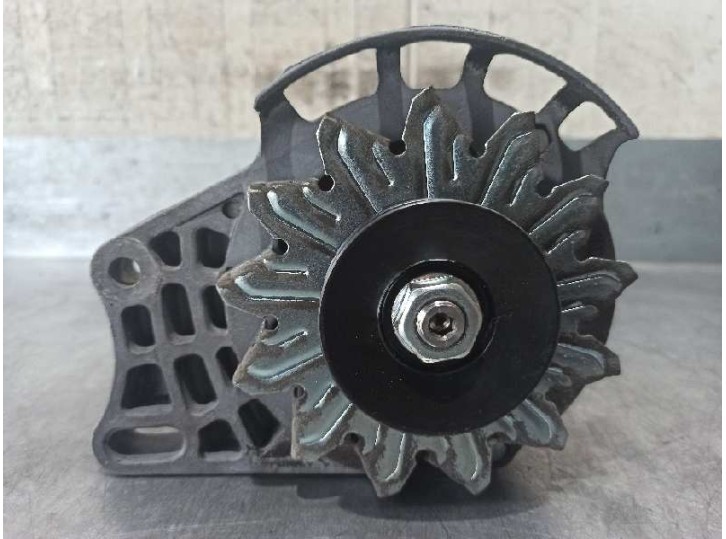 Recambio de alternador para toyota yaris (ncp1/nlp1/scp1) 1.3 16v cat referencia OEM IAM 2706021030  