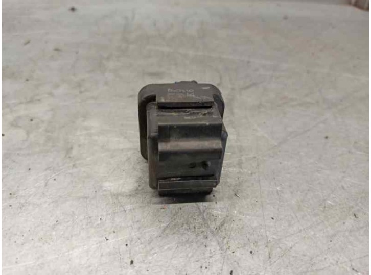 Recambio de rele para toyota avensis wagon (t25) 2.4 16v cat referencia OEM IAM 8592520010 1567000271 DENSO