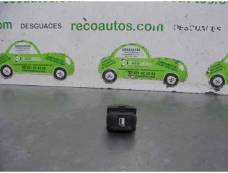 Replacement of right rear window regulator switch for Citroën Xsara Berlina 1.6 16V CAT (NFU / TU5JP4) OEM IAM reference 
