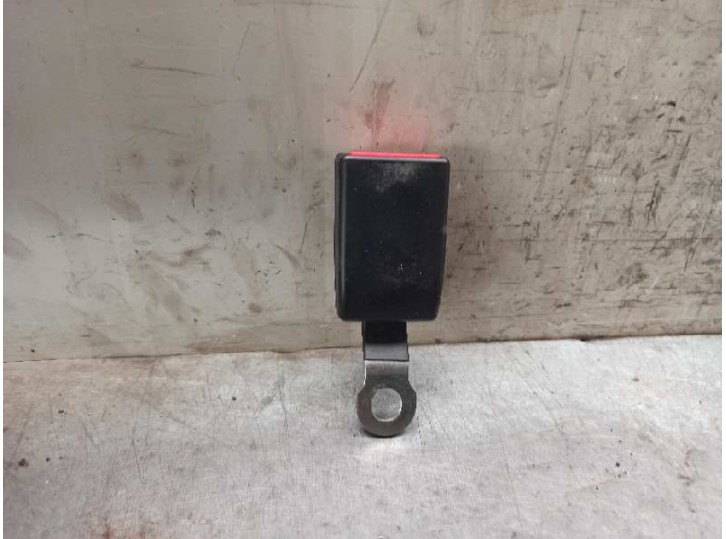 Recambio de enganche cinturon para saab 9-3 cabrio 2.0 referencia OEM IAM 12830484  