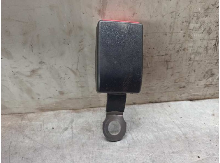 Recambio de enganche cinturon para saab 9-3 cabrio 2.0 referencia OEM IAM 12830484  