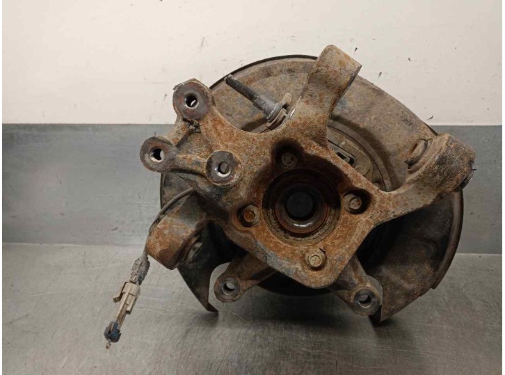 Recambio de mangueta trasera izquierda para chevrolet captiva 2.0 diesel cat referencia OEM IAM 96626433  