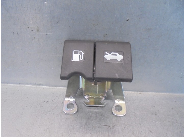 Recambio de cerradura capot para nissan pulsar (c13) 1.5 turbodiesel cat referencia OEM IAM 656213ZL0A  