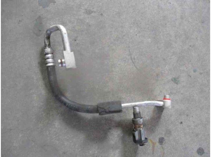 Replacement air conditioning pipes for Chrysler Voyager (RG) 2.5 CRD cat OEM IAM reference 05005212AD 