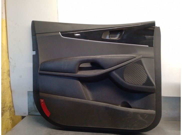 Recambio de guarnecido puerta delantera izquierda para kia sorento iii (um) 2.2 crdi referencia OEM IAM 82313C5000 82307C5080C5C