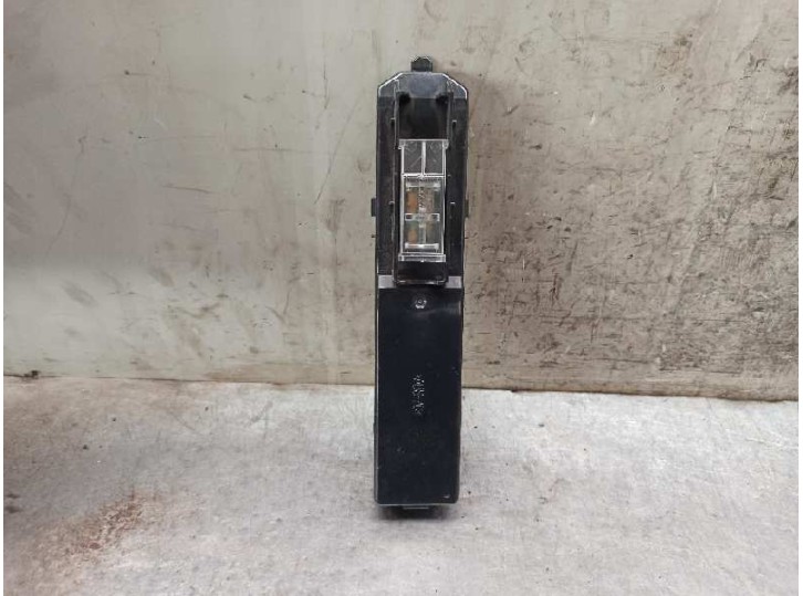 Recambio de mando elevalunas trasero derecho para saab 9-3 cabrio 2.0 referencia OEM IAM 12764041 