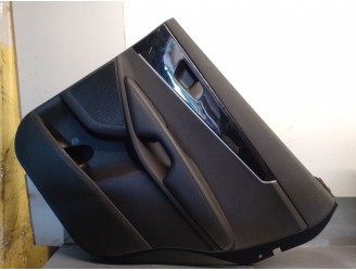 Recambio de guarnecido puerta trasera derecha para kia sorento iii (um) 2.2 crdi referencia OEM IAM 83323C5000 83308C5080C5C 