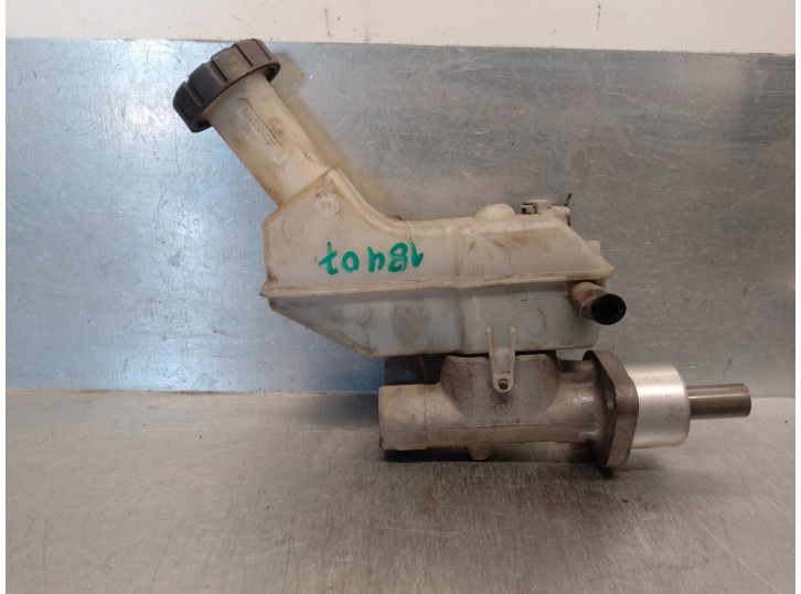 Recambio de bomba freno para nissan note (e11e) 1.4 cat referencia OEM IAM 8200304083A 8200304083A 