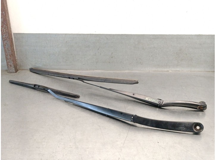 Recambio de brazo limpia delantero derecho para hyundai kona furgoneta/suv (os, ose, osi) ev referencia OEM IAM SX2PL  