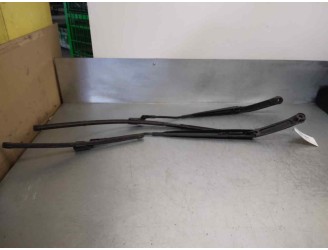 Recambio de brazo limpia delantero derecho para fiat tipo ii (357) fam easy referencia OEM IAM 51984453 51984386 