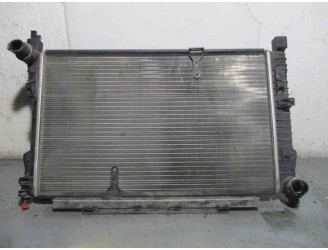 Recambio de radiador agua para mercedes-benz clase c (w203) berlina 2.0 cat referencia OEM IAM A2035000403 848829L VALEO