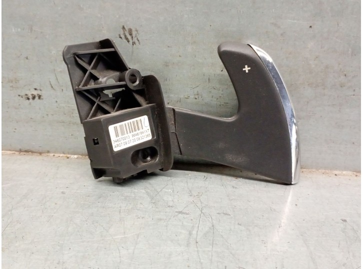 Recambio de mando volante para citroën c4 picasso i monospace (ud_) 1.6 hdi referencia OEM IAM 96481641XT 6242N6 