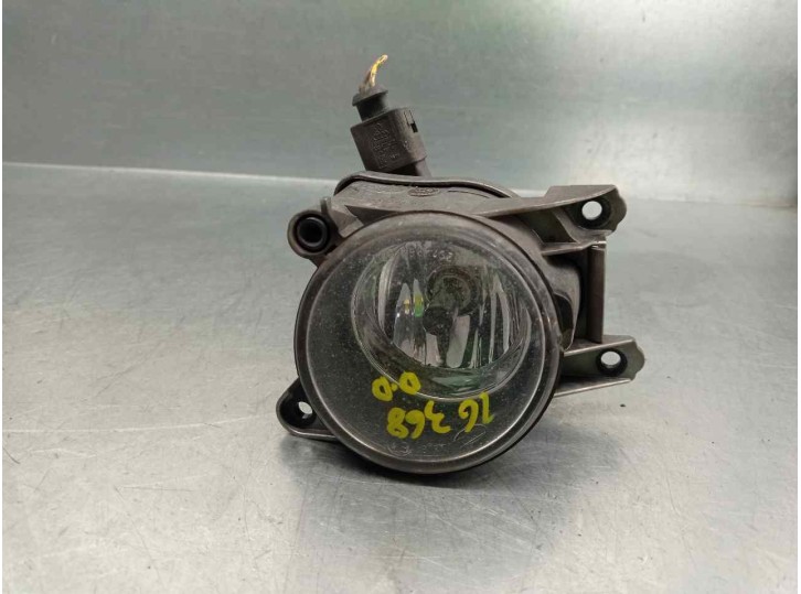 Recambio de faro antiniebla derecho para volkswagen polo berlina (6n2) 1.4 16v referencia OEM IAM 96404600RE 