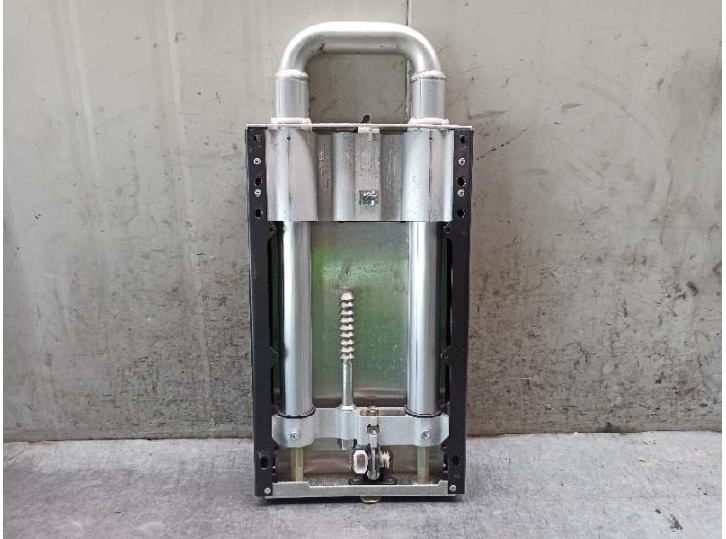 Recambio de barra antivuelco para saab 9-3 cabrio 2.0 referencia OEM IAM 12758372  