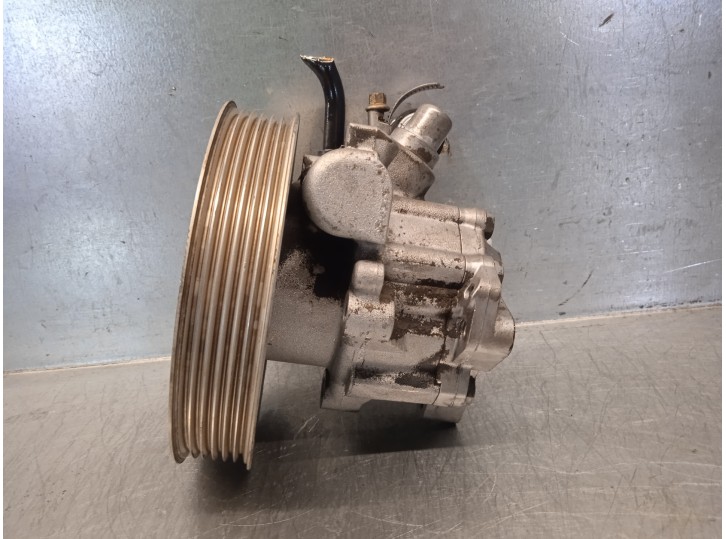 Replacement power steering pump for Audi A6 Saloon (4B2) 2.5 V6 24V TDI OEM IAM reference 4B0145155R 7691955267 
