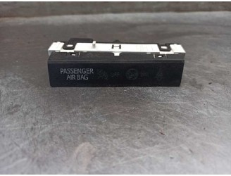 Recambio de pantalla multifuncion para toyota prius (nhw30) 1.8 16v cat (híbrido) referencia OEM IAM 8310847020 