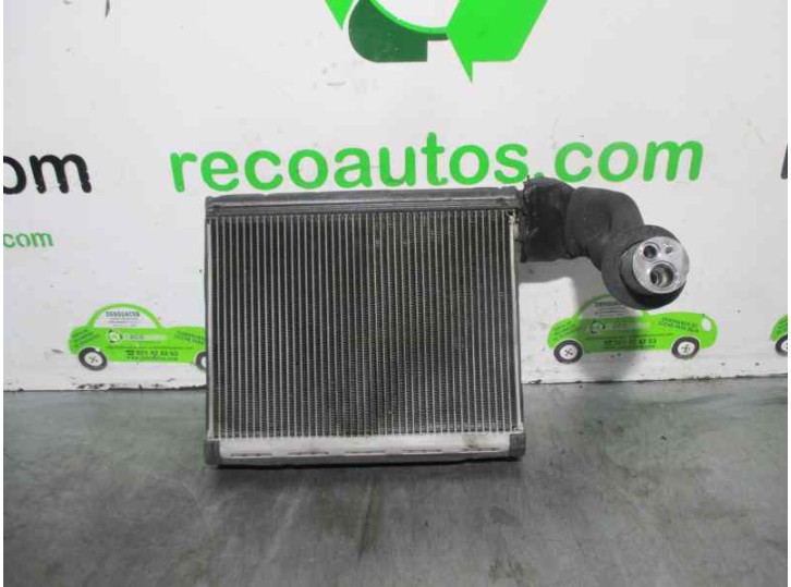 Recambio de evaporador aire acondicionado para lexus is 200 (ds2/is2) d-cat referencia OEM IAM 885013A110 