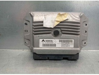 Recambio de centralita motor uce para renault scenic ii 1.6 16v referencia OEM IAM 8200509516 215857789A JOHNSON CONTROLS