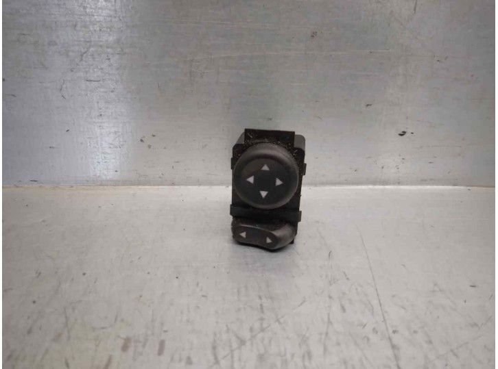 Replacement mirror control switch for Fiat Tipo II (357) Family Easy OEM IAM reference B569 
