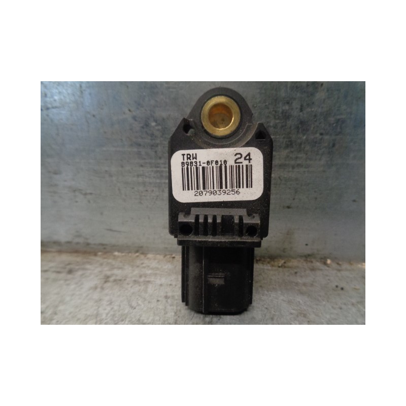 Recambio de sensor impacto para toyota verso 2.0 d-4d cat referencia OEM IAM 898310F010  