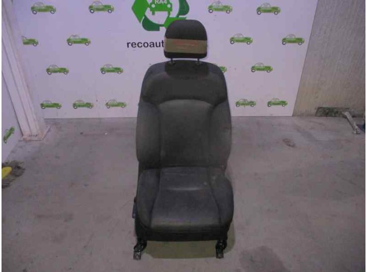 Recambio de asiento delantero derecho para lexus is 200 (ds2/is2) d-cat referencia OEM IAM 7110053731C6 CUERO Y TELA NEGRA 4PUER
