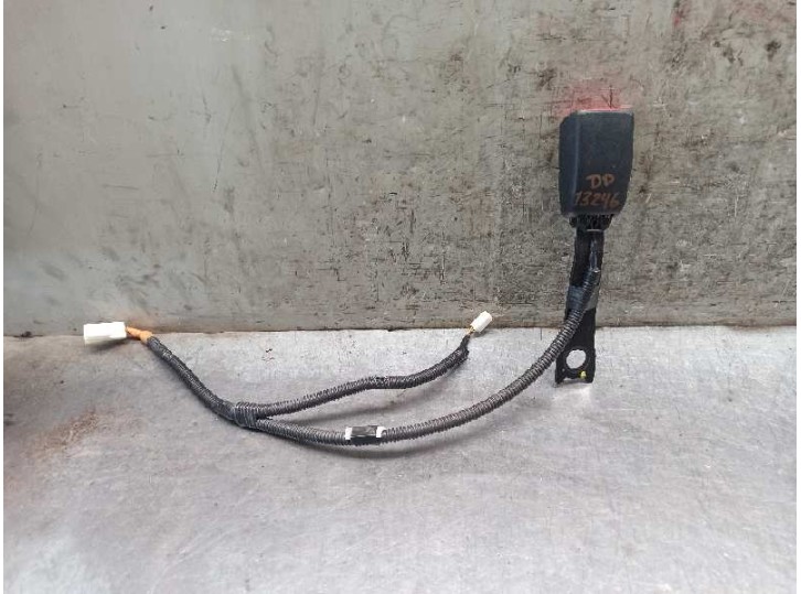 Recambio de enganche cinturon para toyota prius (nhw30) 1.8 16v cat (híbrido) referencia OEM IAM 15583  