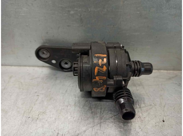 Recambio de bomba agua para bmw serie 5 berlina (g30) 2.0 16v turbodiesel referencia OEM IAM 847482001  