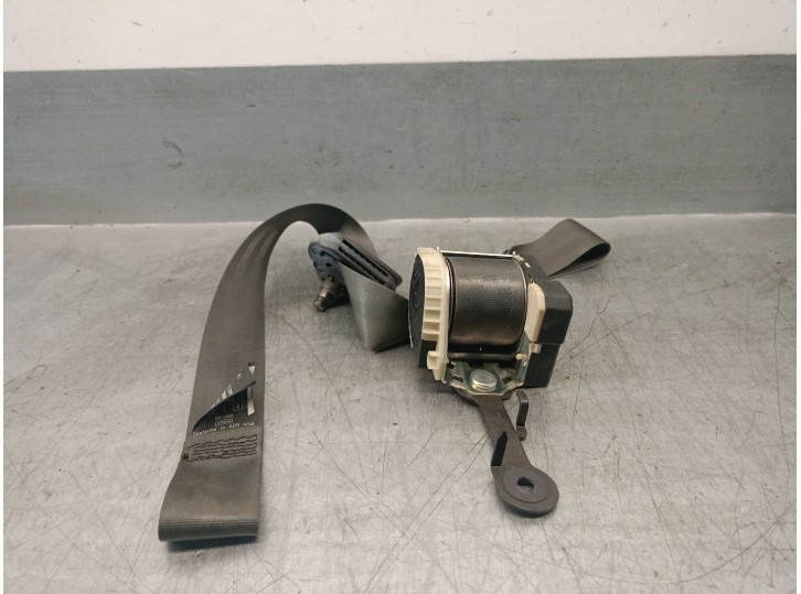 Replacement right front seat belt for Renault Clio II (BB_, CB_) 1.5 dCi (B/CB3M) OEM IAM reference 8200620345 