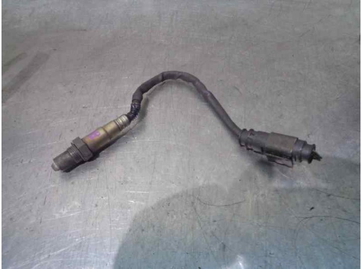 Replacement of lambda sensor for Mercedes-Benz CL Class (W215) coupe 5.0 V8 24V CAT OEM IAM reference 0015406017 0258006276/277 