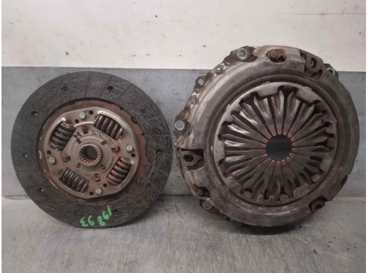 Recambio de kit embrague para peugeot 207 16v vti referencia OEM IAM 9684842480 196029 VALEO