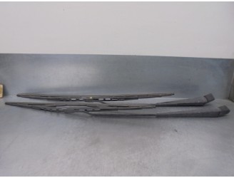 Replacement right front wiper arm for Ford Transit closed box van '06 2.4 TDCi CAT OEM IAM reference 4041918 4041916 