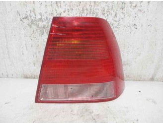 Recambio de piloto trasero derecho para volkswagen bora berlina (1j2) 1.6 referencia OEM IAM 1J5945096AA  