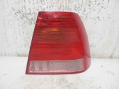 Recambio de piloto trasero derecho para volkswagen bora berlina (1j2) 1.6 referencia OEM IAM 1J5945096AA  