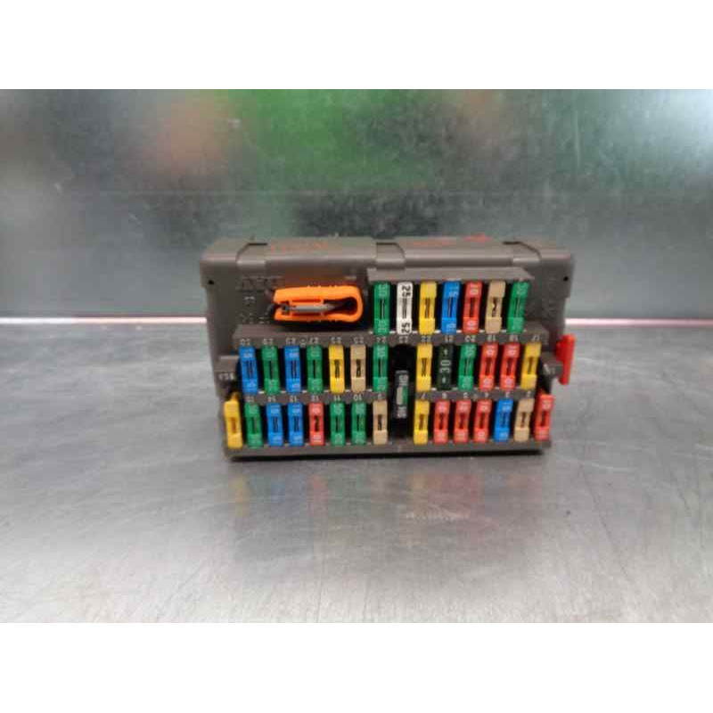 Recambio de caja reles / fusibles para peugeot 306 berlina 3/5 puertas (s1) 1.6 referencia OEM IAM 9458962580  