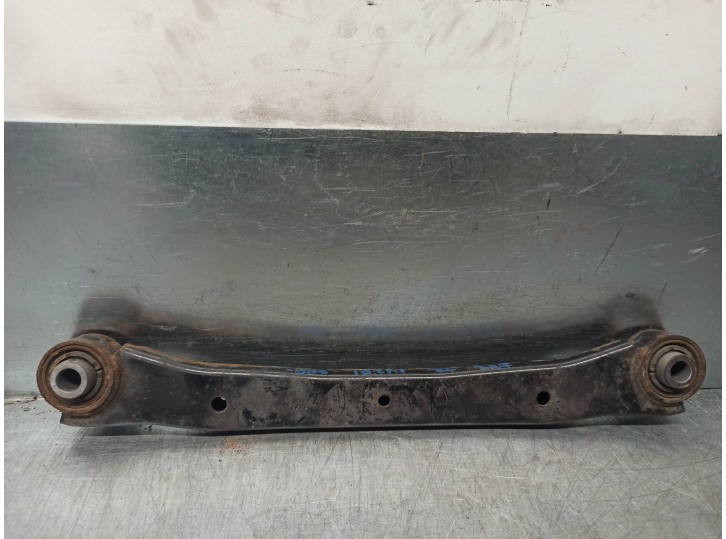 Recambio de brazo suspension superior trasero izquierdo para hyundai i40 1.7 crdi cat referencia OEM IAM 551003Z000 