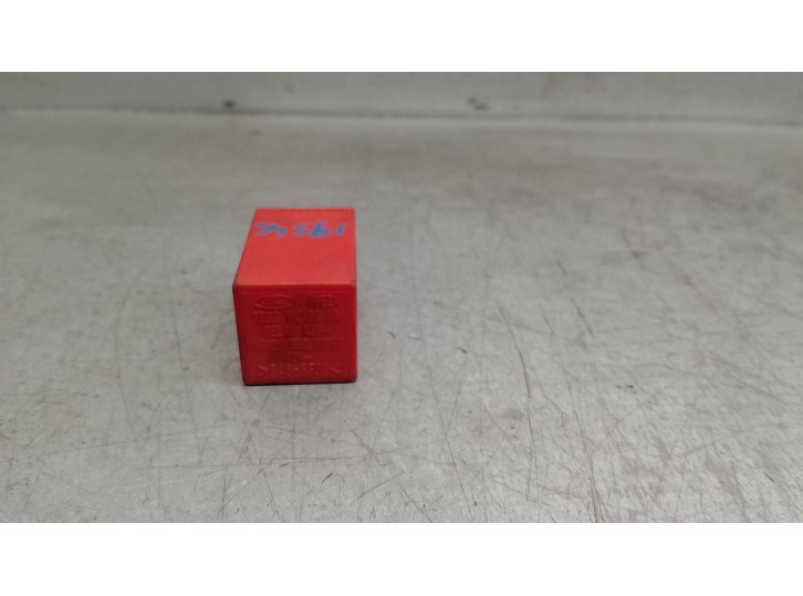 Replacement relay for Ford Transit closed box van, short (FY) (2000 =>) 2.4 TDE OEM IAM reference 78GG17C499AA 