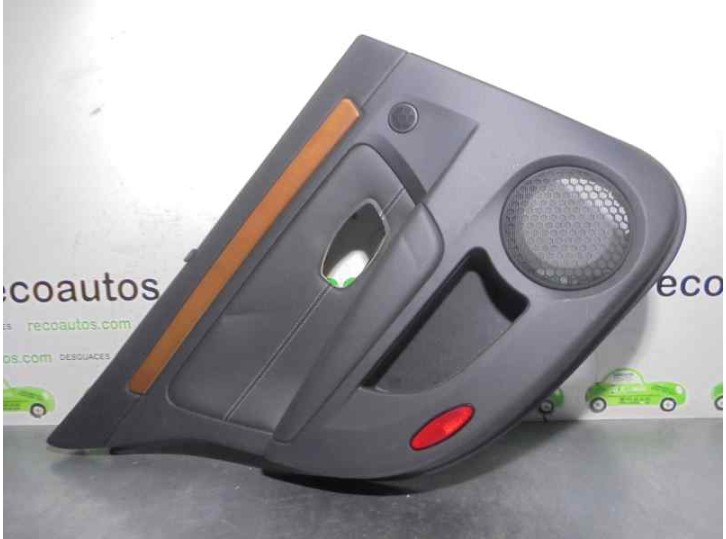 Recambio de guarnecido puerta trasera izquierda para renault laguna iii kte3/ kte30e 3.0 referencia OEM IAM 829A11823R  