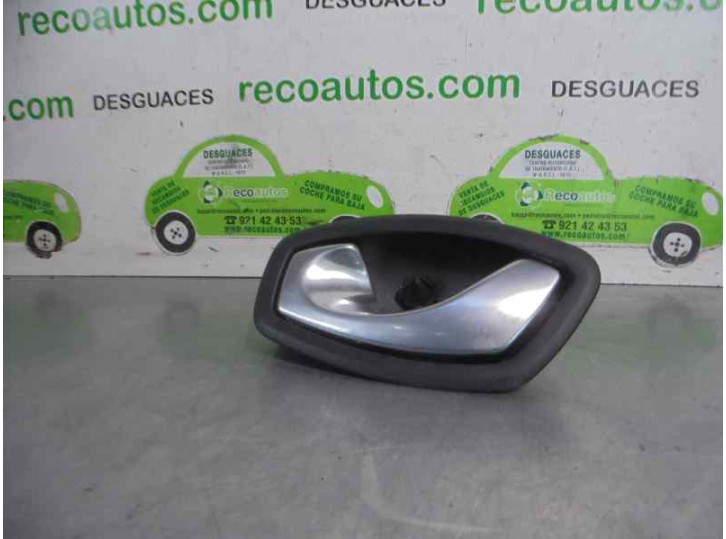 Recambio de maneta interior delantera izquierda para renault laguna iii kte3/ kte30e 3.0 referencia OEM IAM 806700006R  