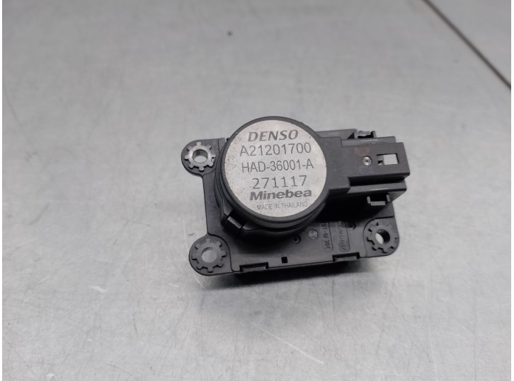 Recambio de motor calefaccion para peugeot expert furgón pro standard referencia OEM IAM A21201700  DENSO