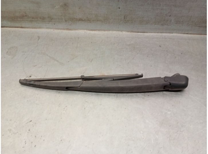 Recambio de brazo limpia trasero para ford ka (ru8) 1.2 referencia OEM IAM 1554050 1554050 