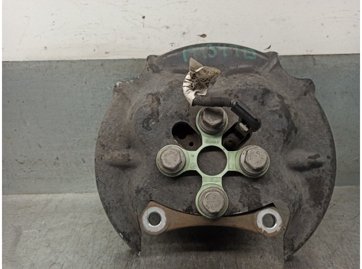 Recambio de mangueta trasera derecha para peugeot 2008 (p1) gt line referencia OEM IAM 9822539980  