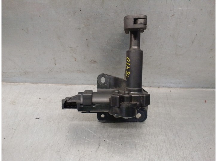 Recambio de motor regulacion ventana para chrysler voyager (rg) 2.5 crd cat referencia OEM IAM 04717607AB  