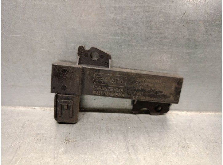 Recambio de antena para volvo xc70 ii (136) d4 awd referencia OEM IAM 8M5T15K603KA FOMOCO