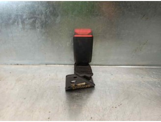 Recambio de enganche cinturon para peugeot 208 1.6 e-hdi fap referencia OEM IAM 32811AEU  