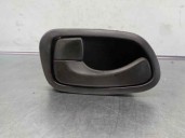 Replacement front left interior door handle for Daewoo Nubira saloon 1.6 cat OEM IAM reference 96548074 4 DOORS