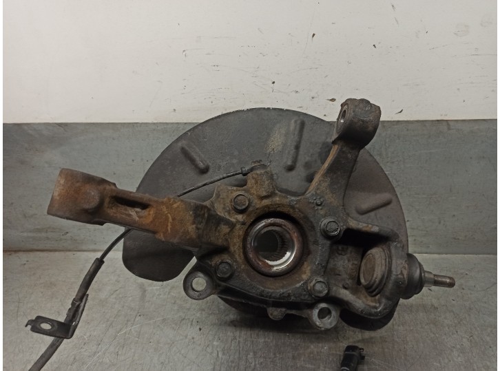 Recambio de mangueta delantera derecha para dodge journey 2.4 16v referencia OEM IAM 5171102AB 