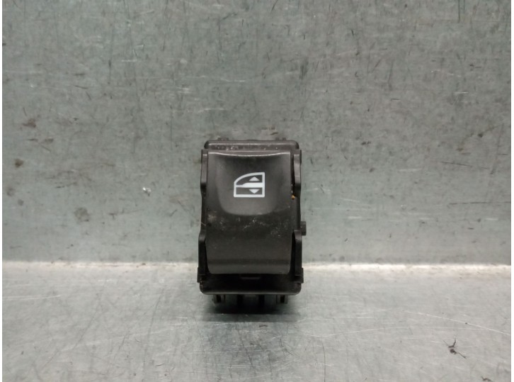 Recambio de mando elevalunas delantero derecho para smart forfour hatchback (453) 0.9 (453.044, 453.053) referencia OEM IAM 2542