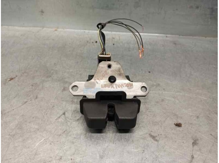 Recambio de cerradura maletero / porton para ford kuga (cbv) 2.0 tdci cat referencia OEM IAM 8V41S442A66AD 4 PINES 5 PUERTAS